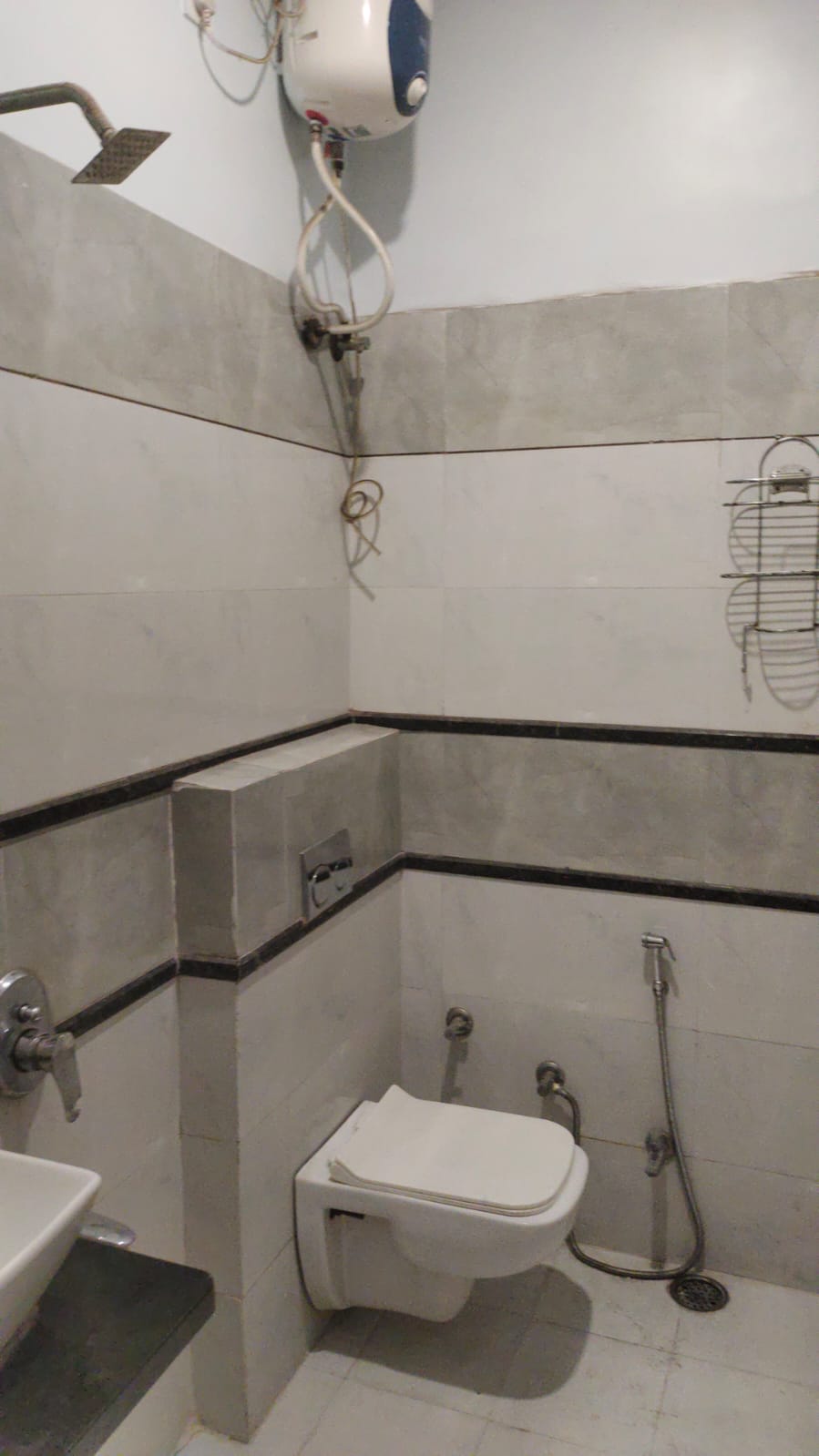3bhk unfurnished fl